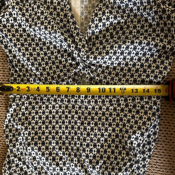 Veronica Beard Dinia Multicolor Geometric dress with slight cutout. - Picture 7 of 7